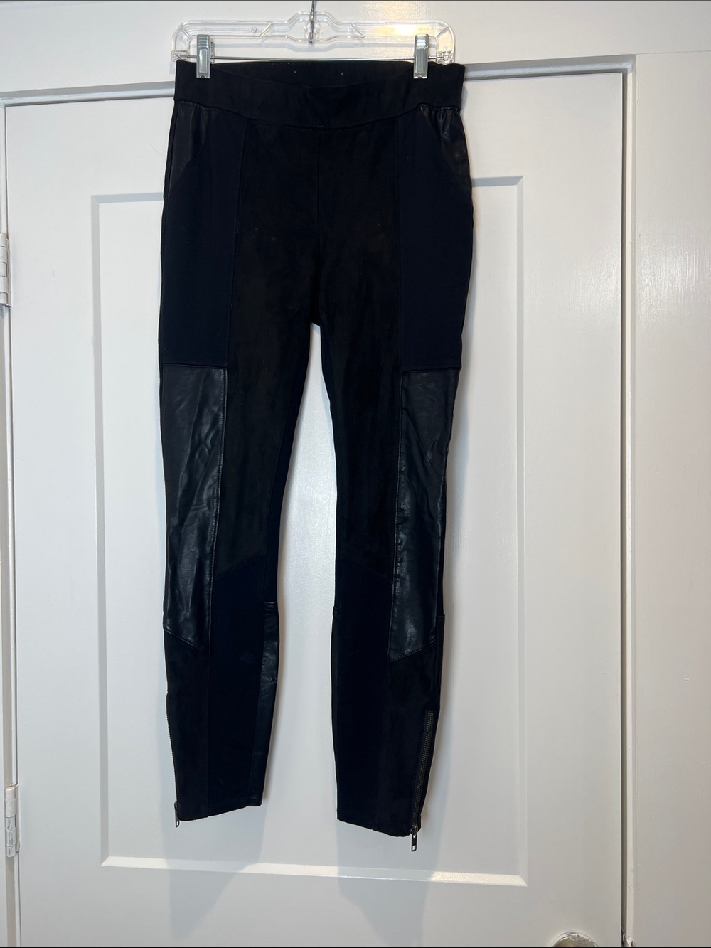 Anthropologie Women’s Black Mixed-Material Panel pants with zippers size 28. - Picture 2 of 8